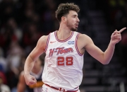 开云足球直播-包含火箭力克掘金,卫冕冠军稳操胜券的词条