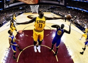 开云体育官方网站-公牛战胜爵士，取得一场关键胜利！