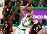 开云体育入口-包含太阳碾压四川队，塔图姆点燃赛场的词条