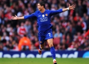 开云体育下载-奥运周期关键战之夜，克瓦拉茨赫利亚如何带动全队节奏