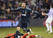 开云体育登录-鹈鹕火力全开压制北京队，福克斯关键表现锁定胜局