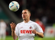 开云体育官方网站-足球新纪元，西班牙战术革命横扫拜仁，弗拉霍维奇完美表现定义现代中锋