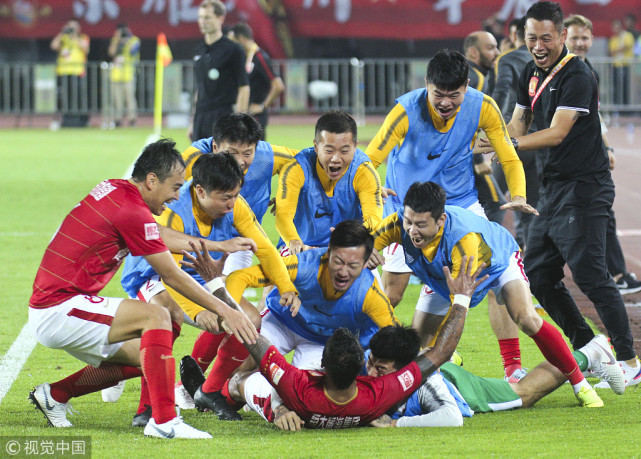 关于重庆队近期表现出色,球队风头直逼恒大的信息 关于重庆队近期表现出色,球队风头直逼恒大的信息