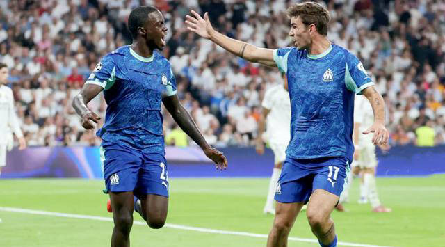 阿贾克斯多点开花,挺进欧冠决赛赢得胜利 阿贾克斯多点开花,挺进欧冠决赛赢得胜利