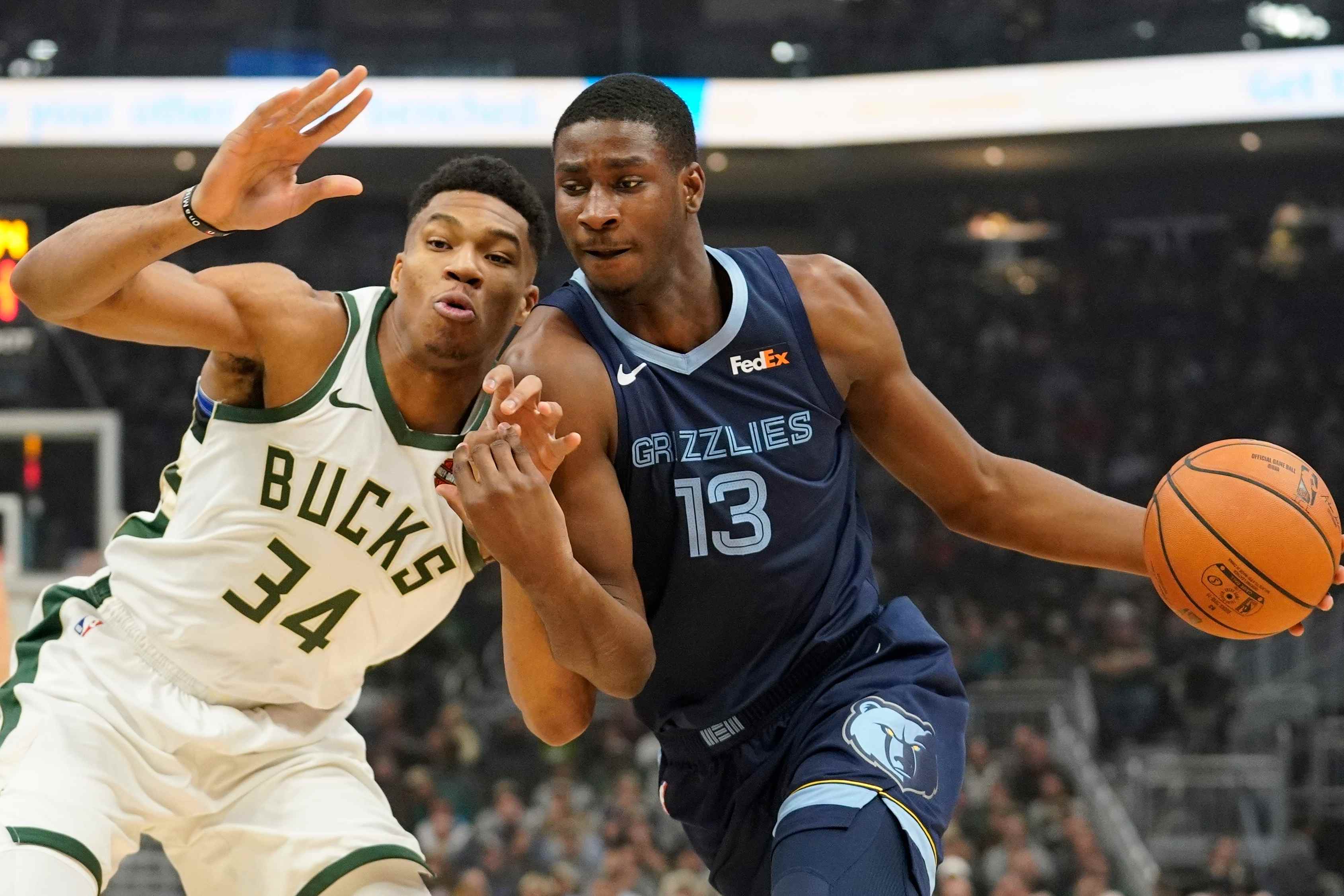 雄鹿主场告捷,雄鹿击败尼克斯 雄鹿主场告捷,雄鹿击败尼克斯