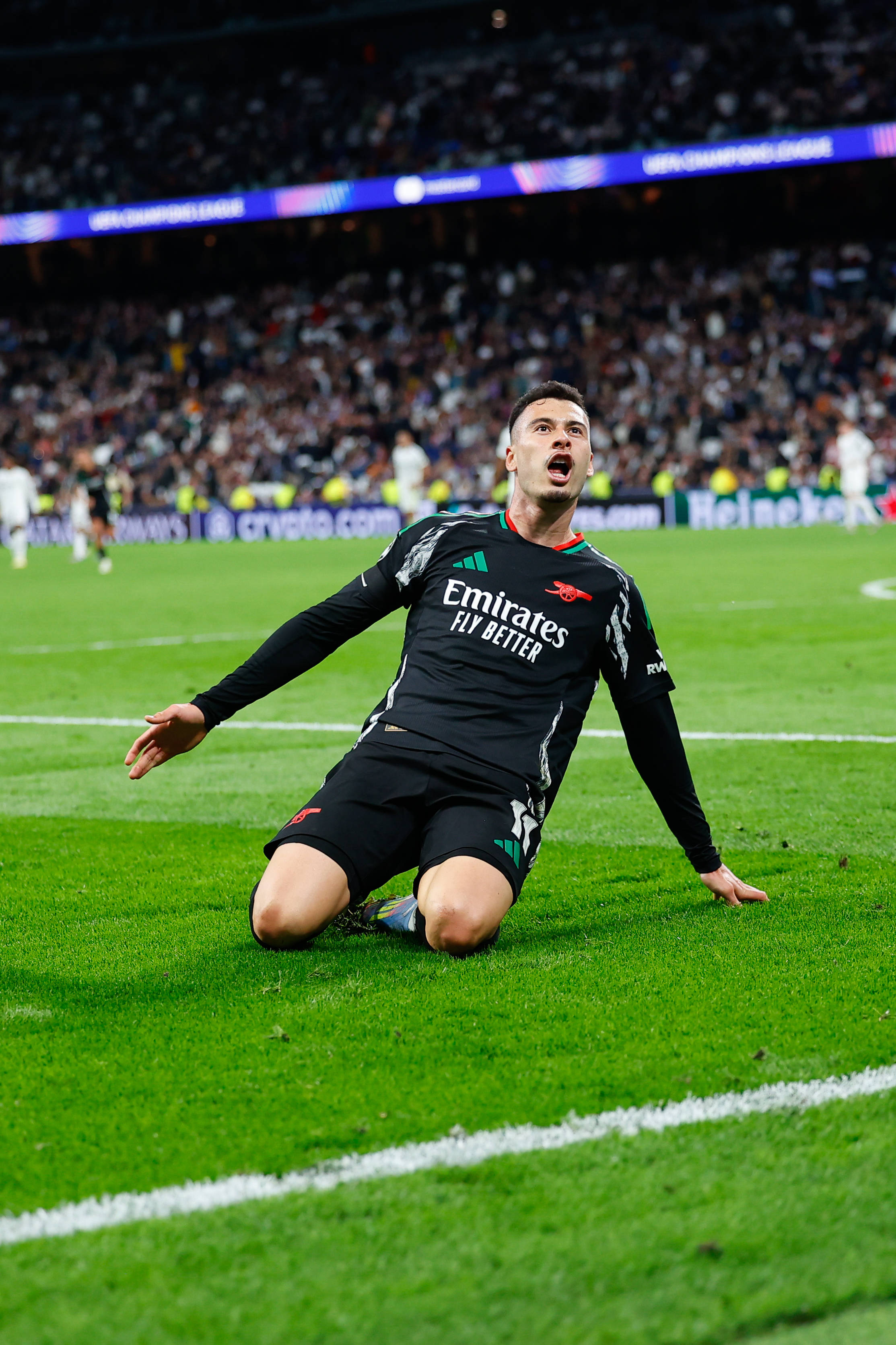 阿森纳全面领先，晋级欧冠四强