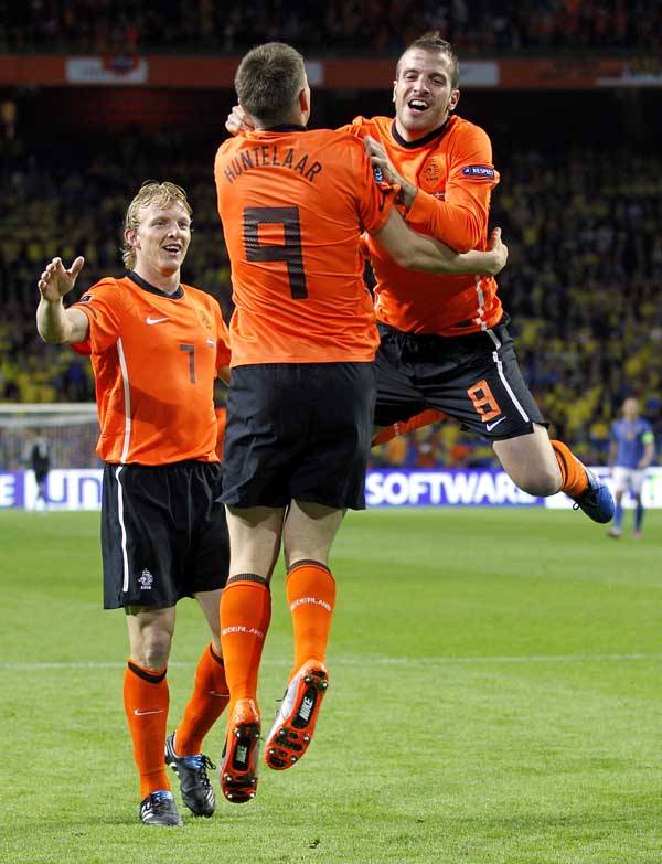 包含智利横扫乌克兰，伊布关键制胜的词条