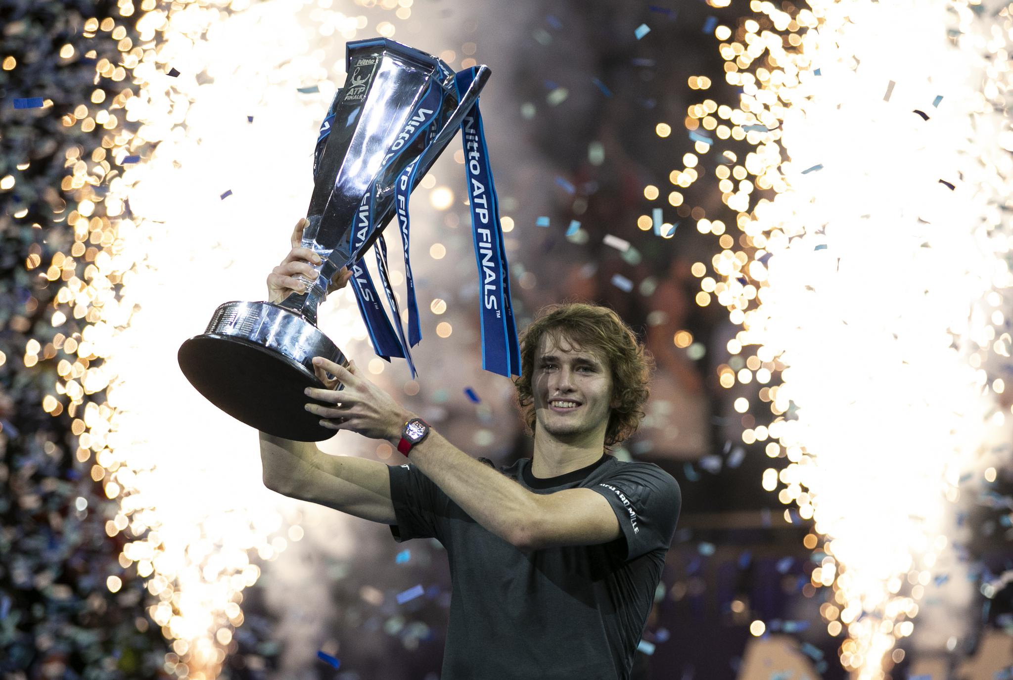 ATP总决赛鏖战拉沃尔杯,兹维列夫惊艳四座的简单介绍 ATP总决赛鏖战拉沃尔杯,兹维列夫惊艳四座的简单介绍