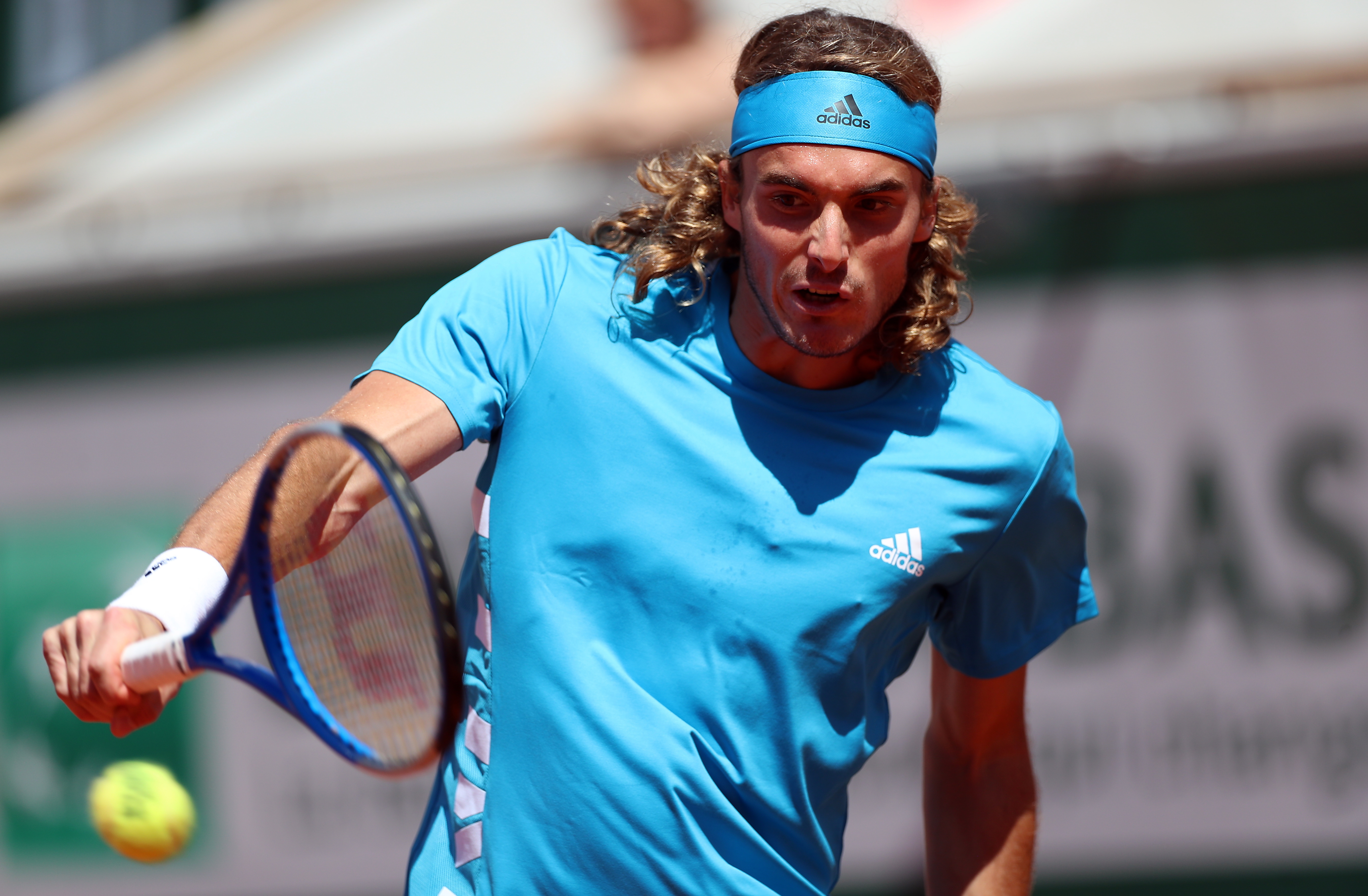 法网完胜戴维斯杯，西西帕斯关键制胜的简单介绍