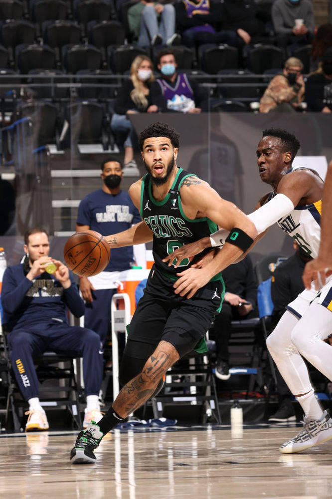 包含江苏队碾压山东队,米切尔惊艳四座的词条 包含江苏队碾压山东队,米切尔惊艳四座的词条