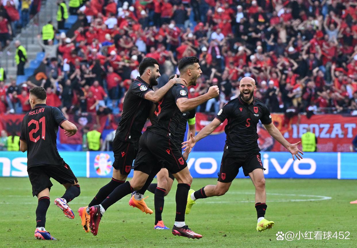 包含阿尔巴尼亚欧预赛逼平匈牙利，晋级压力大的词条