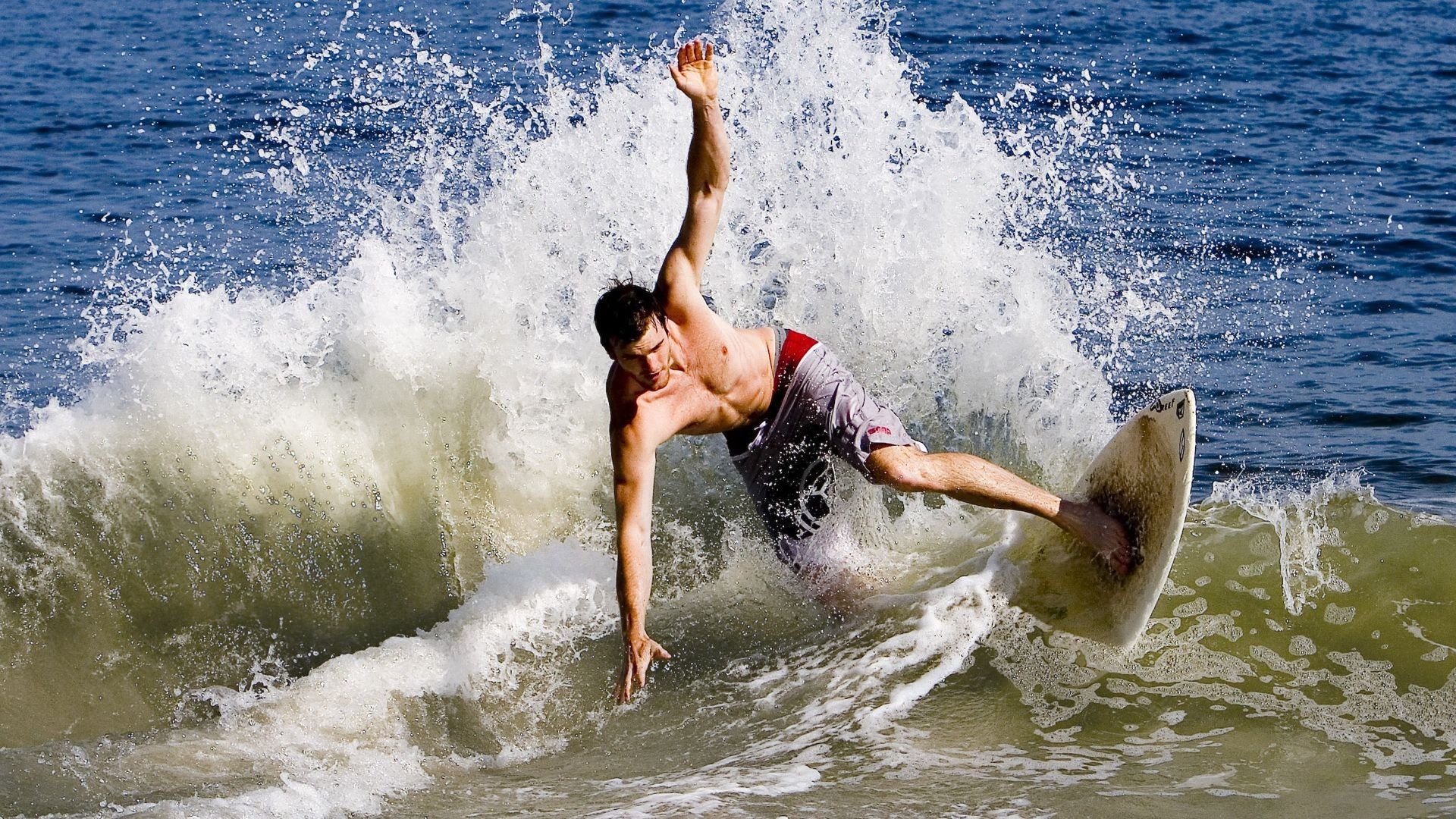 活塞铁血防守锁死上海,西亚卡姆东决之夜化身关键先生